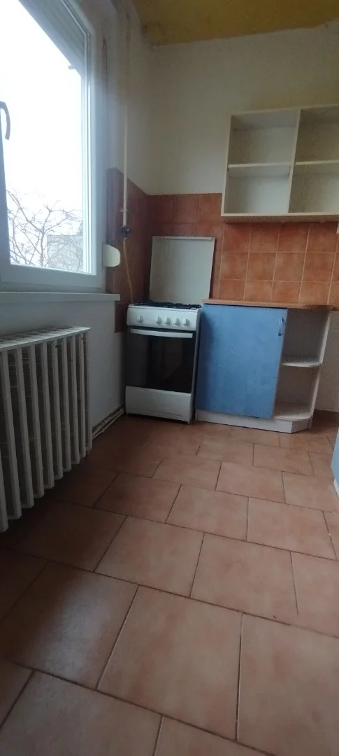 Eladó panel lakás Békésen - Kép 4