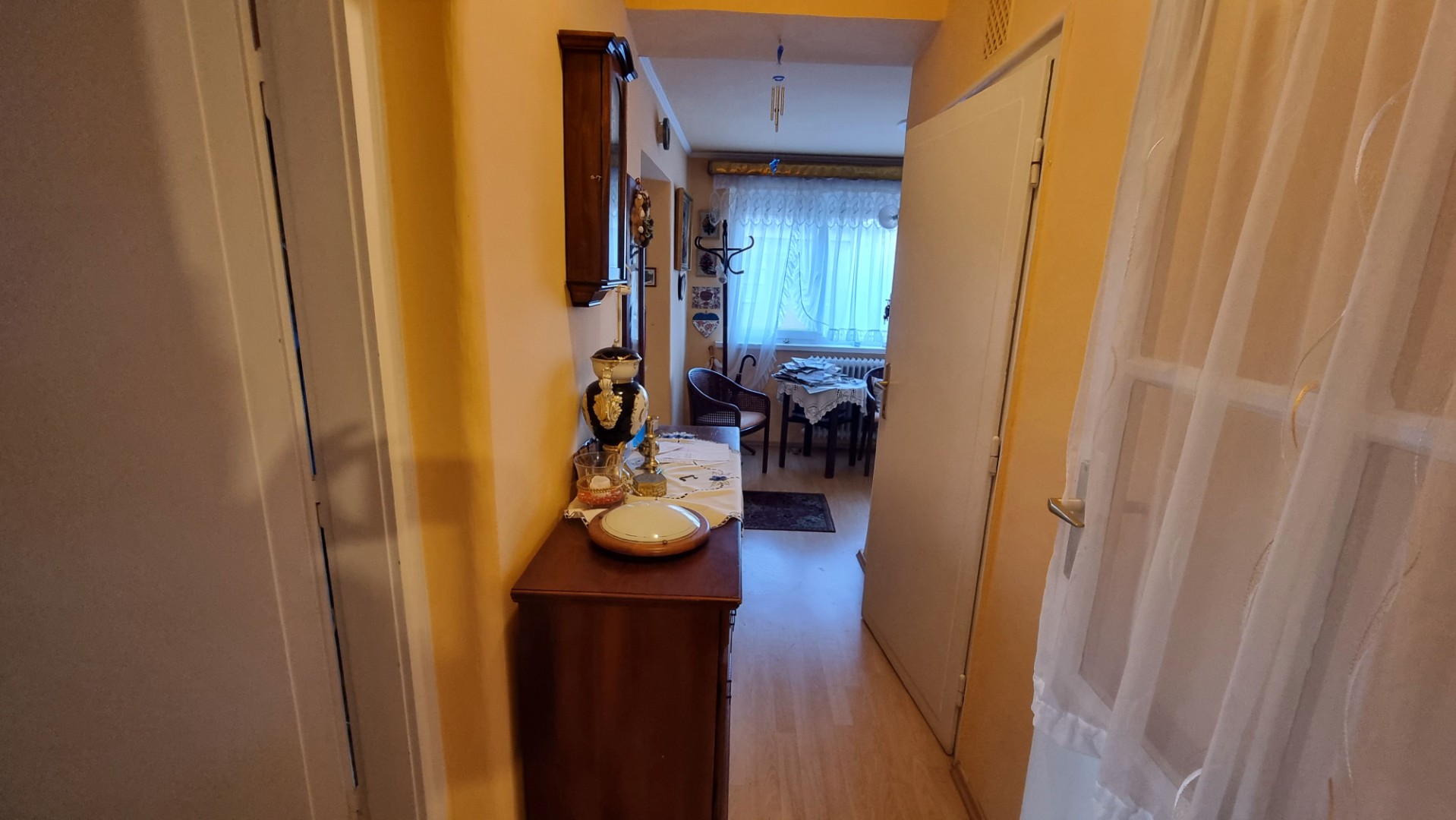 Eladó családi ház Szombathelyen - Kép 8