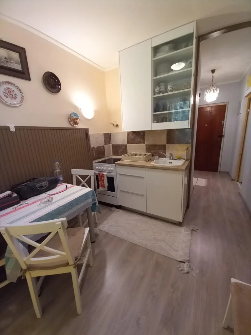 Eladó panel lakás Pécsen