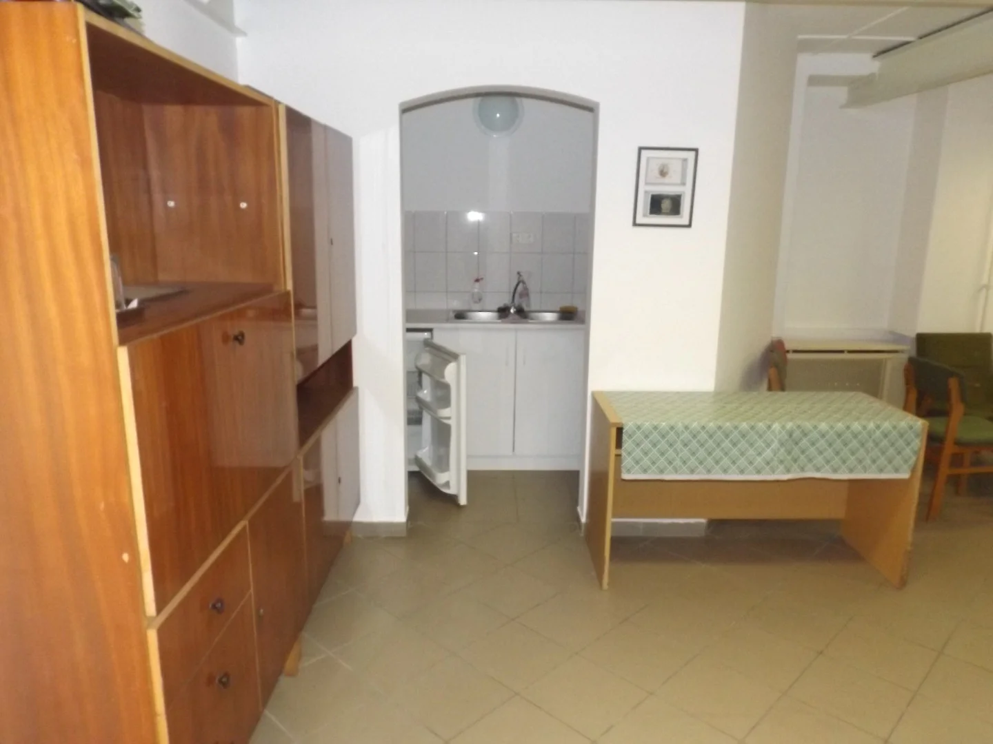 Eladó üzlet iroda / üzlet / kereskedelmi / szolgáltató Kisteleken - Kép 4