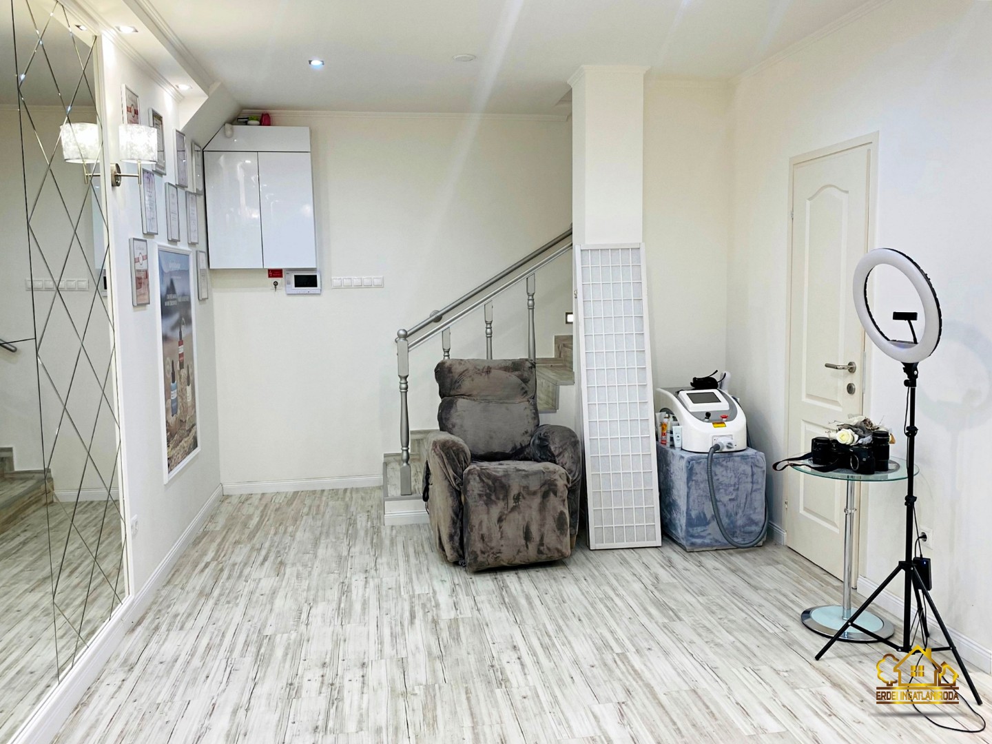 Eladó üzlet iroda / üzlet / kereskedelmi / szolgáltató Halászteleken - Kép 4