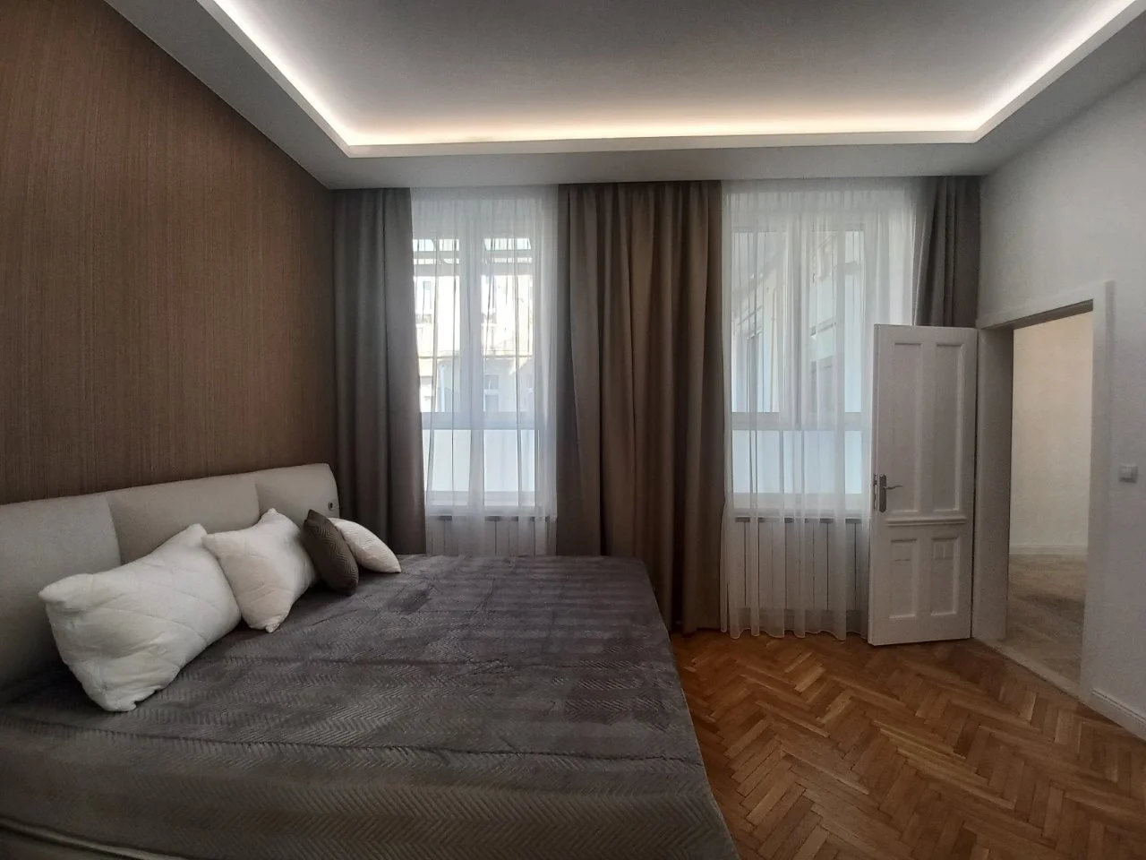 Eladó tégla lakás Budapest 05. ker.en - Kép 7