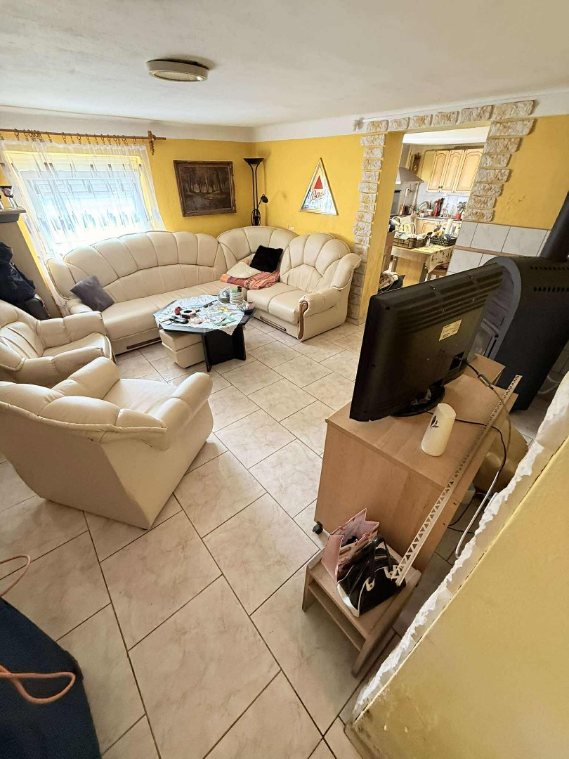 Eladó családi ház Felsőkelecsényen - Kép 9