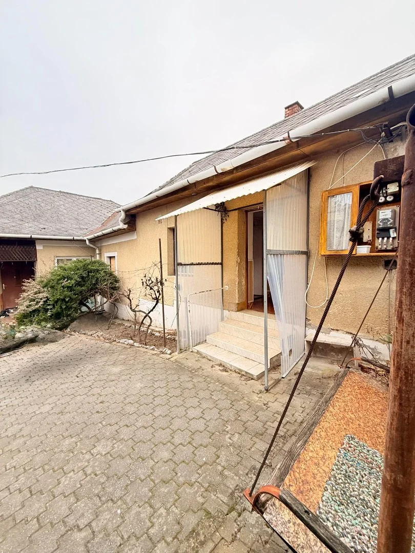 Eladó családi ház Csokvaományon - Kép 10