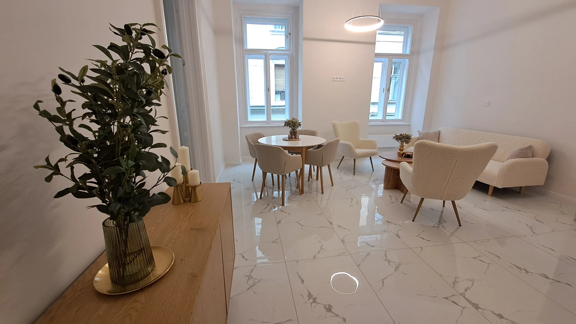 Eladó tégla lakás Budapest 06. ker.en - Kép 17