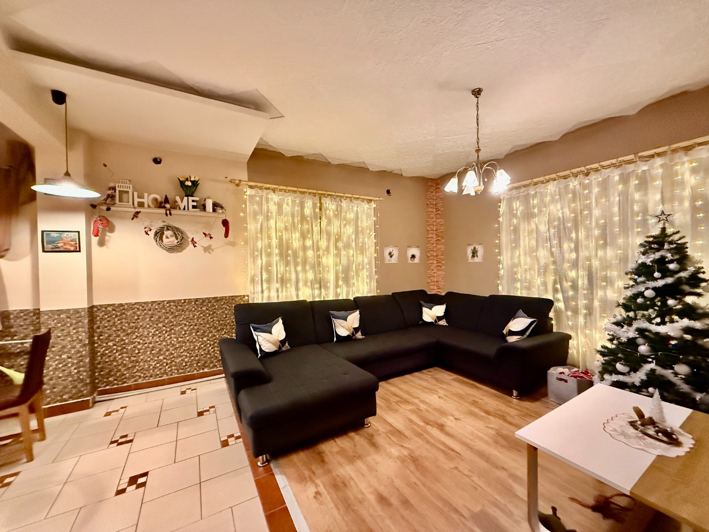 Eladó családi ház Szomódon