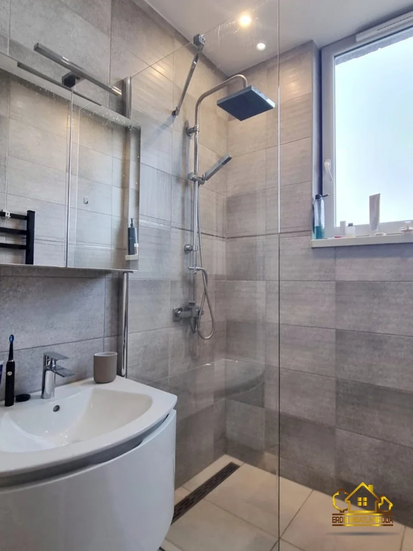 Eladó tégla lakás Budapest 21. ker.en - Kép 11