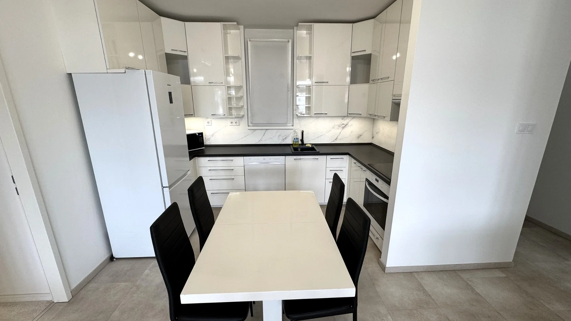 Eladó tégla lakás Nyíregyházán - Kép 4