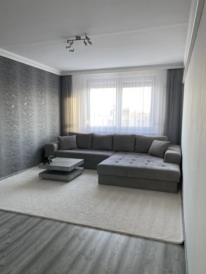 Eladó panel lakás Debrecenben - Kép 8