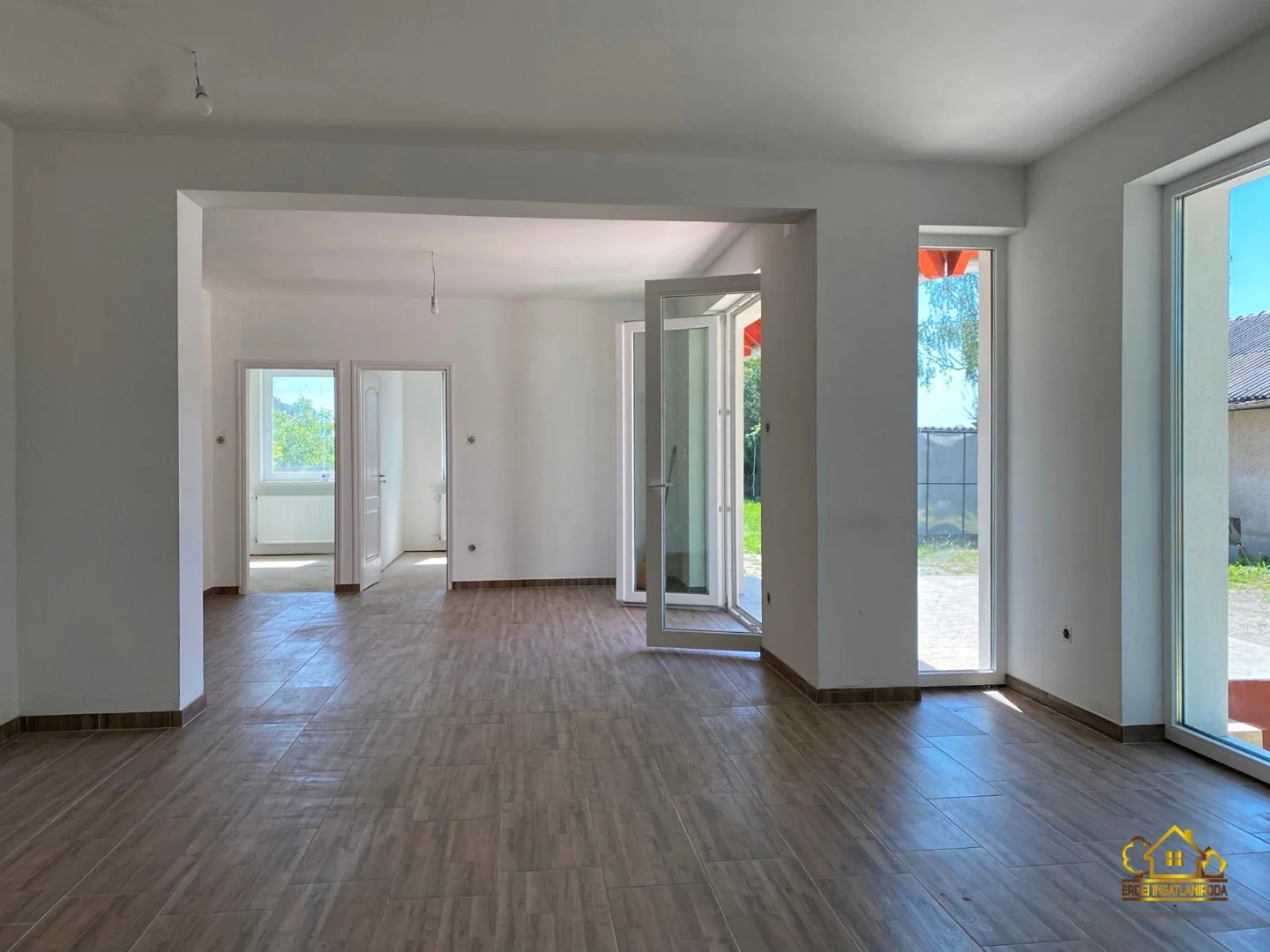 Eladó családi ház Szigetcsépen - Kép 4