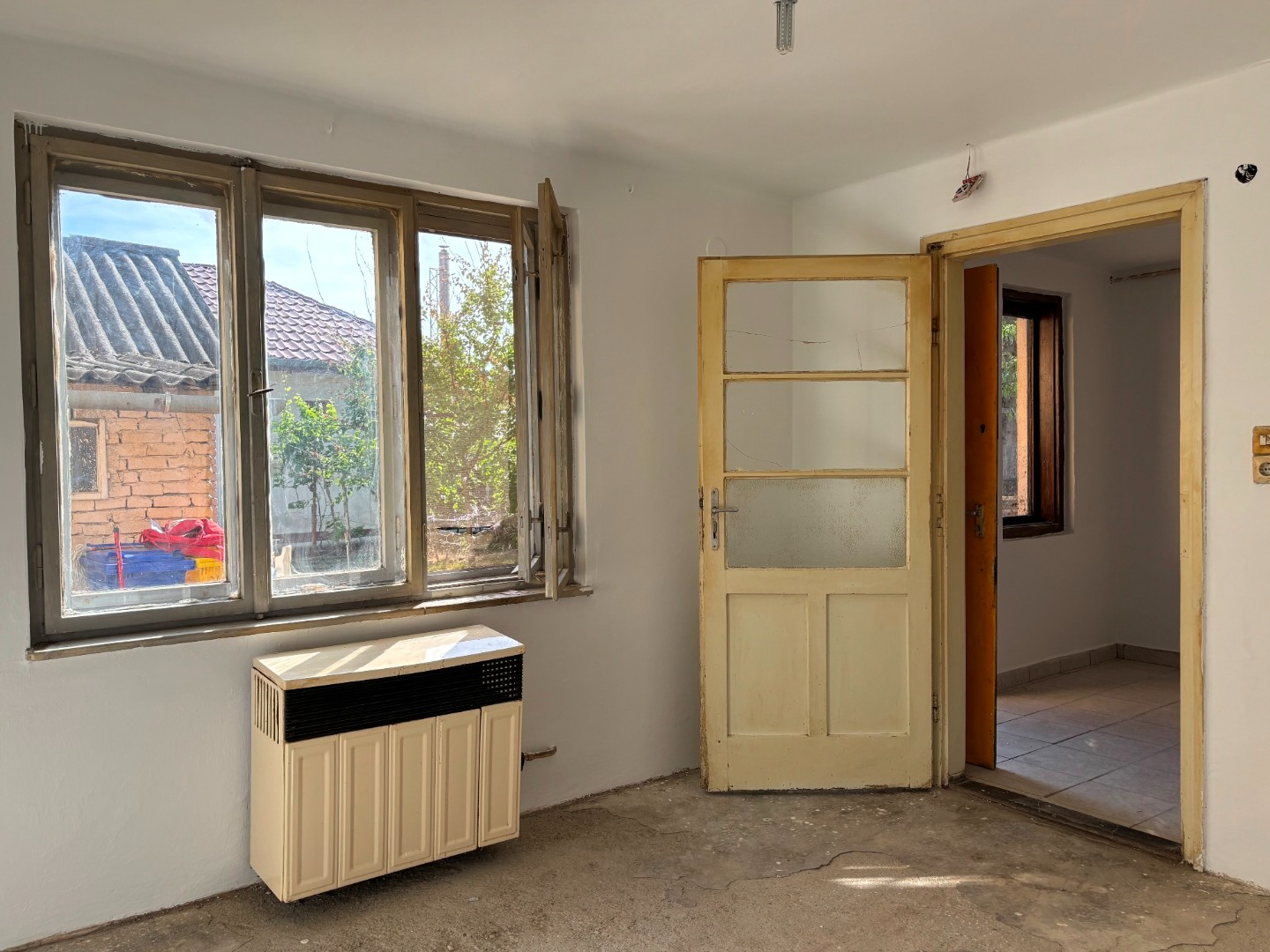 Eladó házrész Dunaharasztin