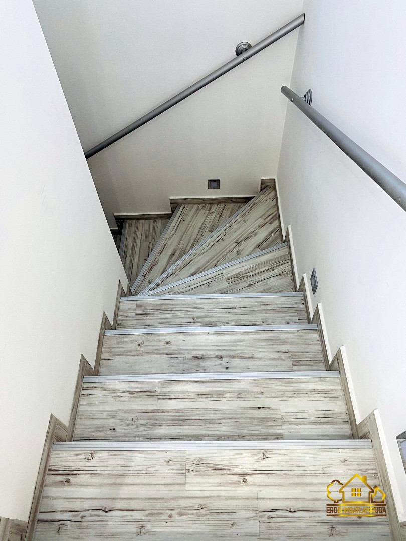 Eladó üzlet iroda / üzlet / kereskedelmi / szolgáltató Halászteleken - Kép 8