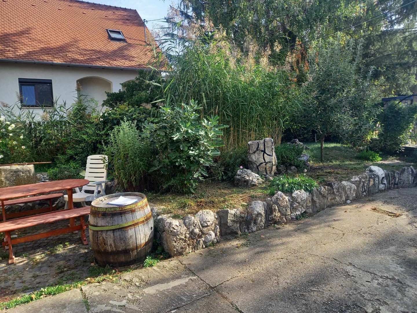 Eladó családi ház Telkin