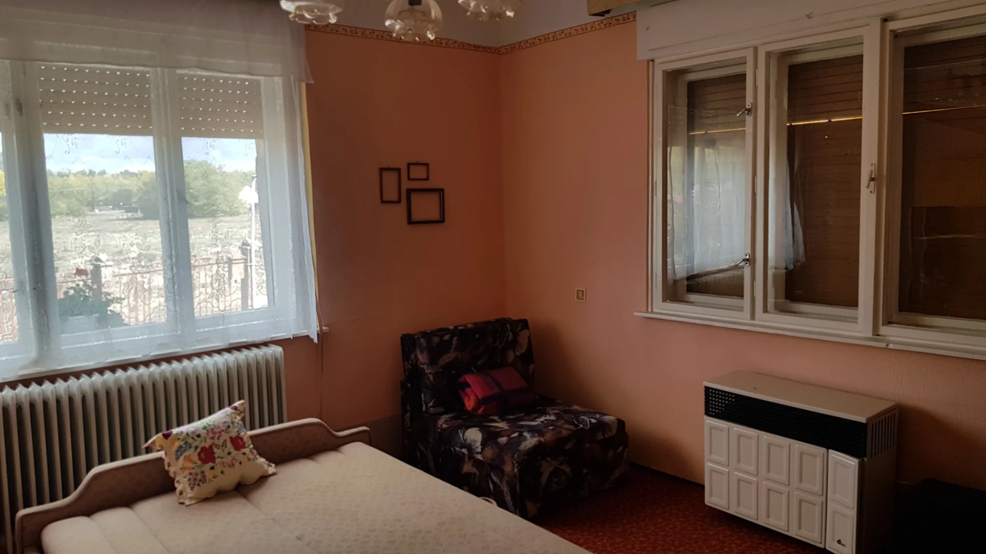 Eladó családi ház Újszilváson - Kép 5