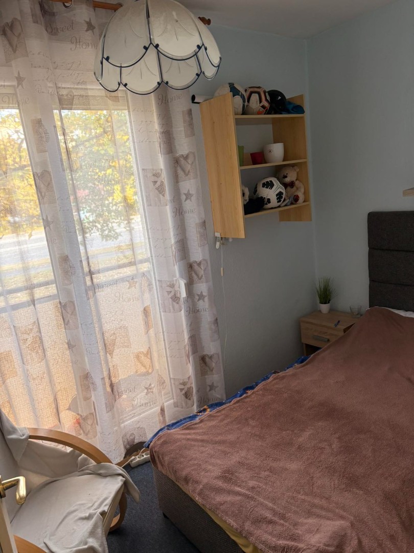 Eladó panel lakás Pécsen - Kép 6