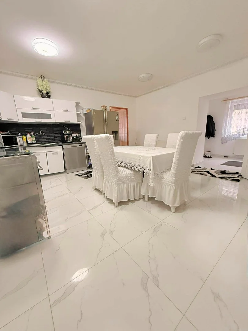 Eladó családi ház Sajószentpéteren - Kép 6