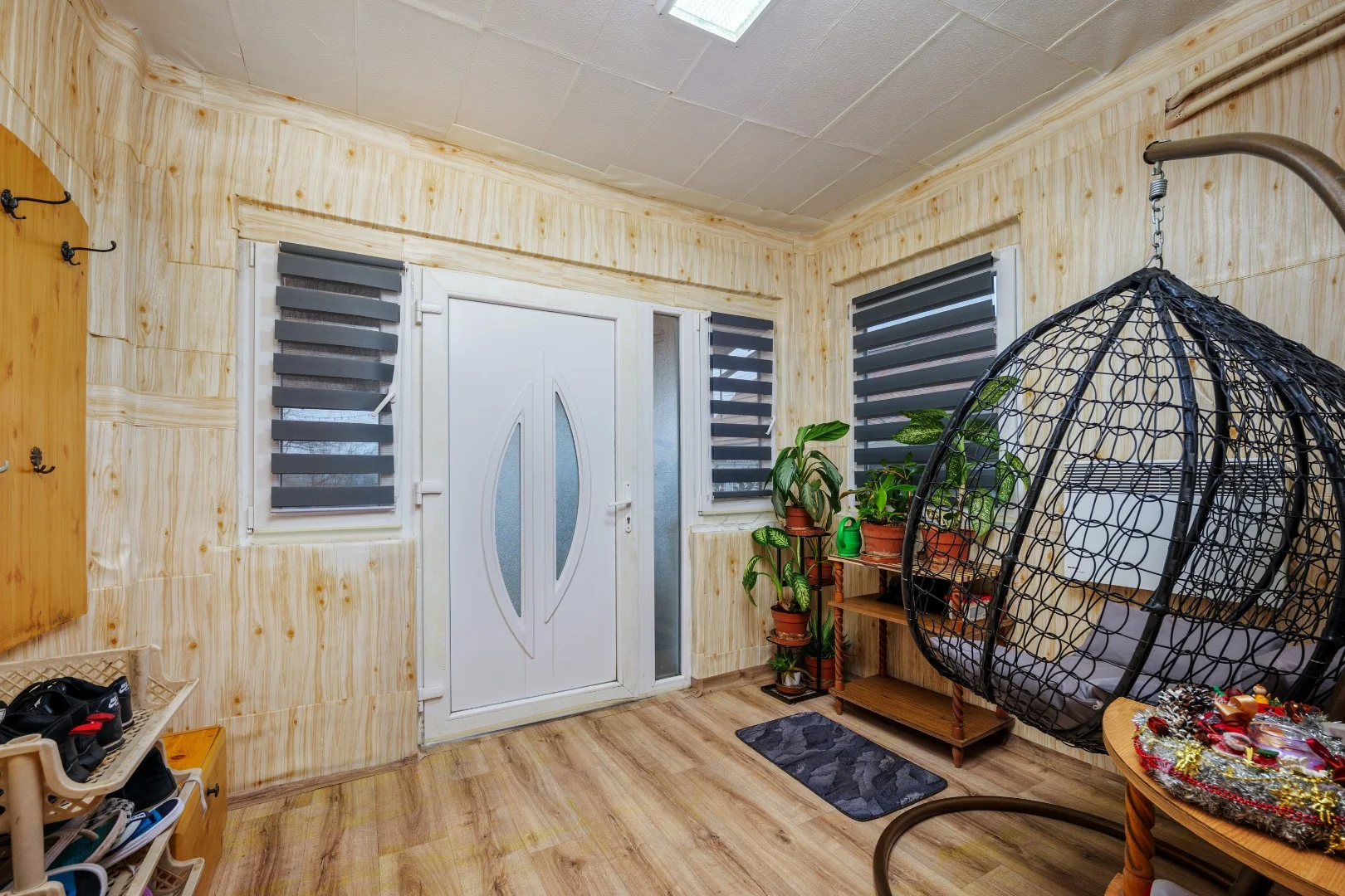 Eladó családi ház Sárisápon - Kép 13