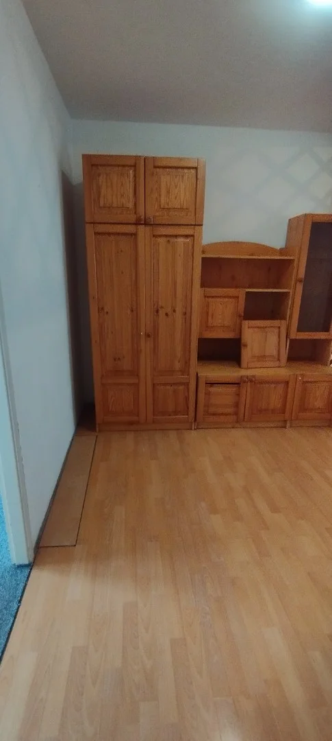 Eladó panel lakás Békésen - Kép 2