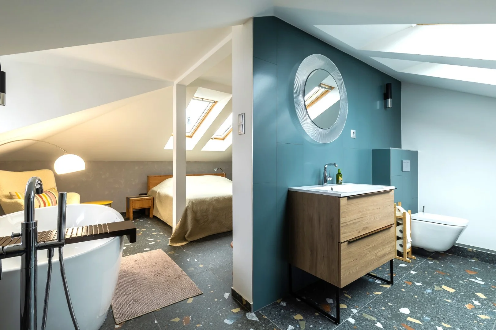 Eladó családi ház Budapest 03. ker.en - Kép 14