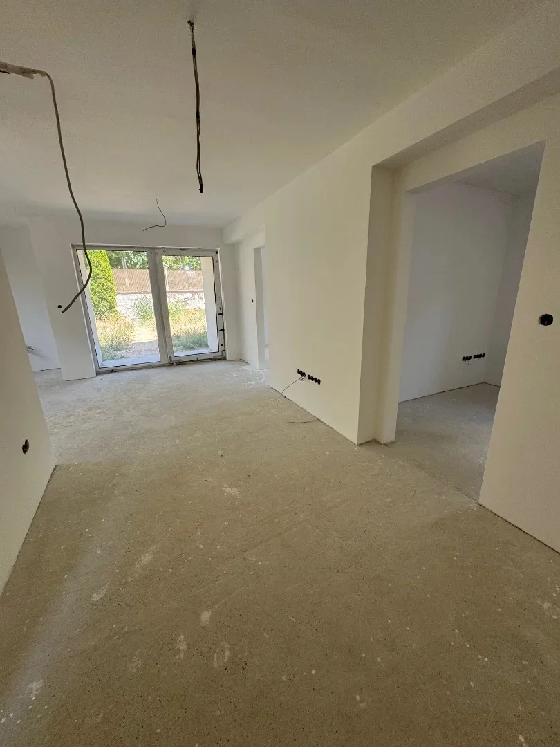 Eladó tégla lakás Pécsen - Kép 4