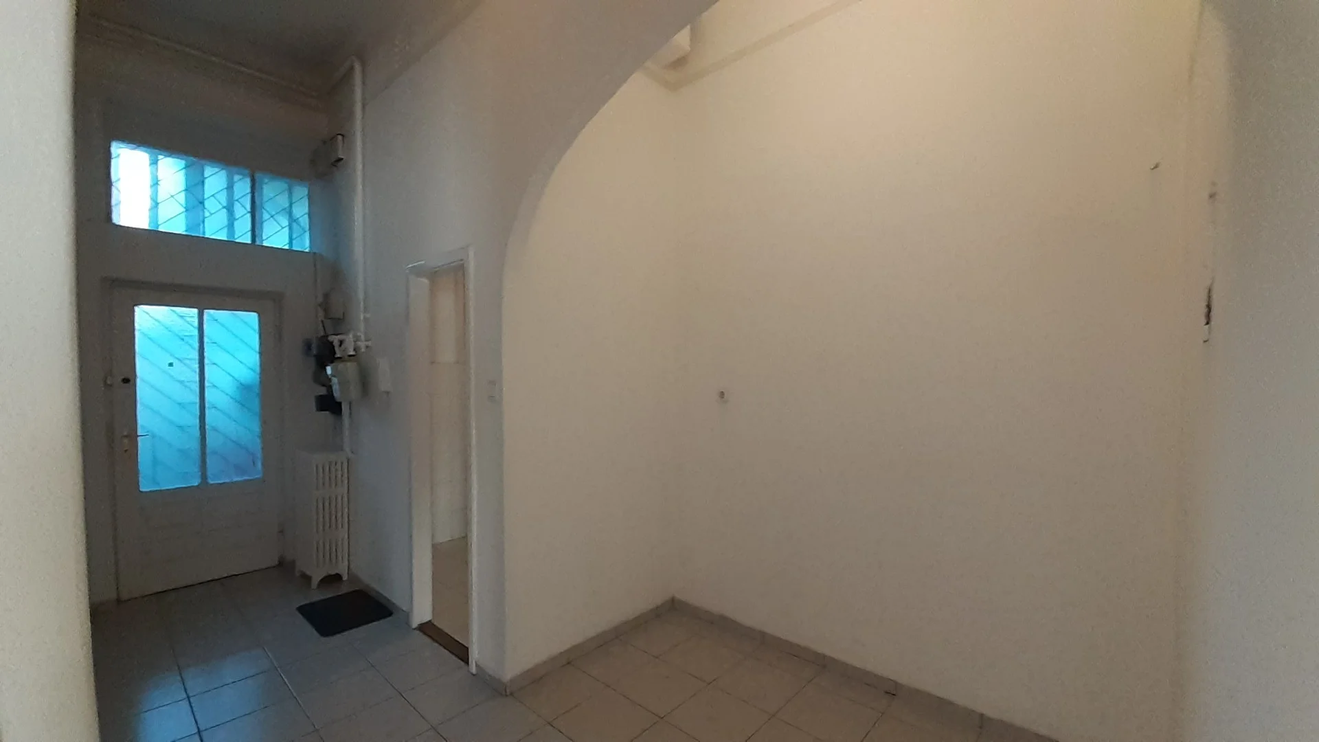 Kiadó tégla lakás Budapest 05. ker.en - Kép 4