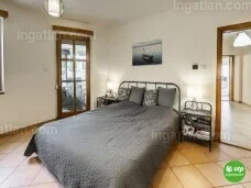 Eladó családi ház Velencen - Kép 2