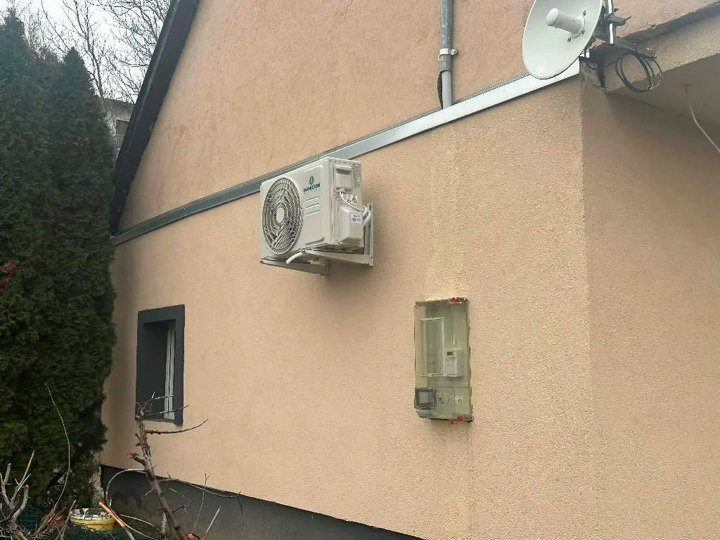 Eladó tégla lakás Vácon