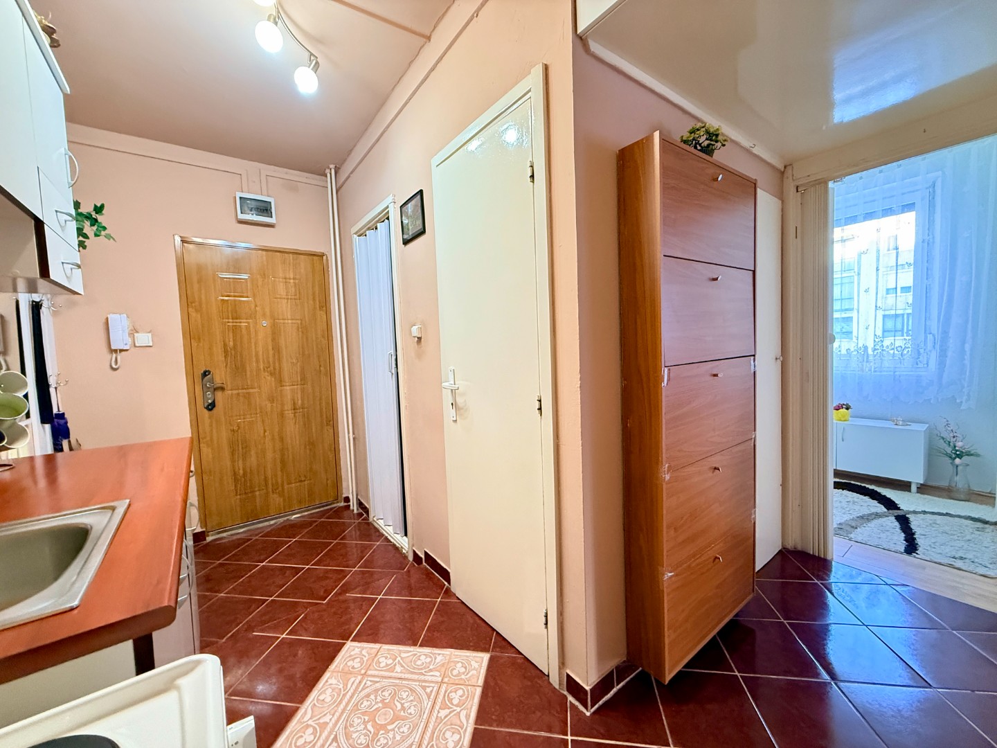 Eladó panel lakás Oroszlányon - Kép 13