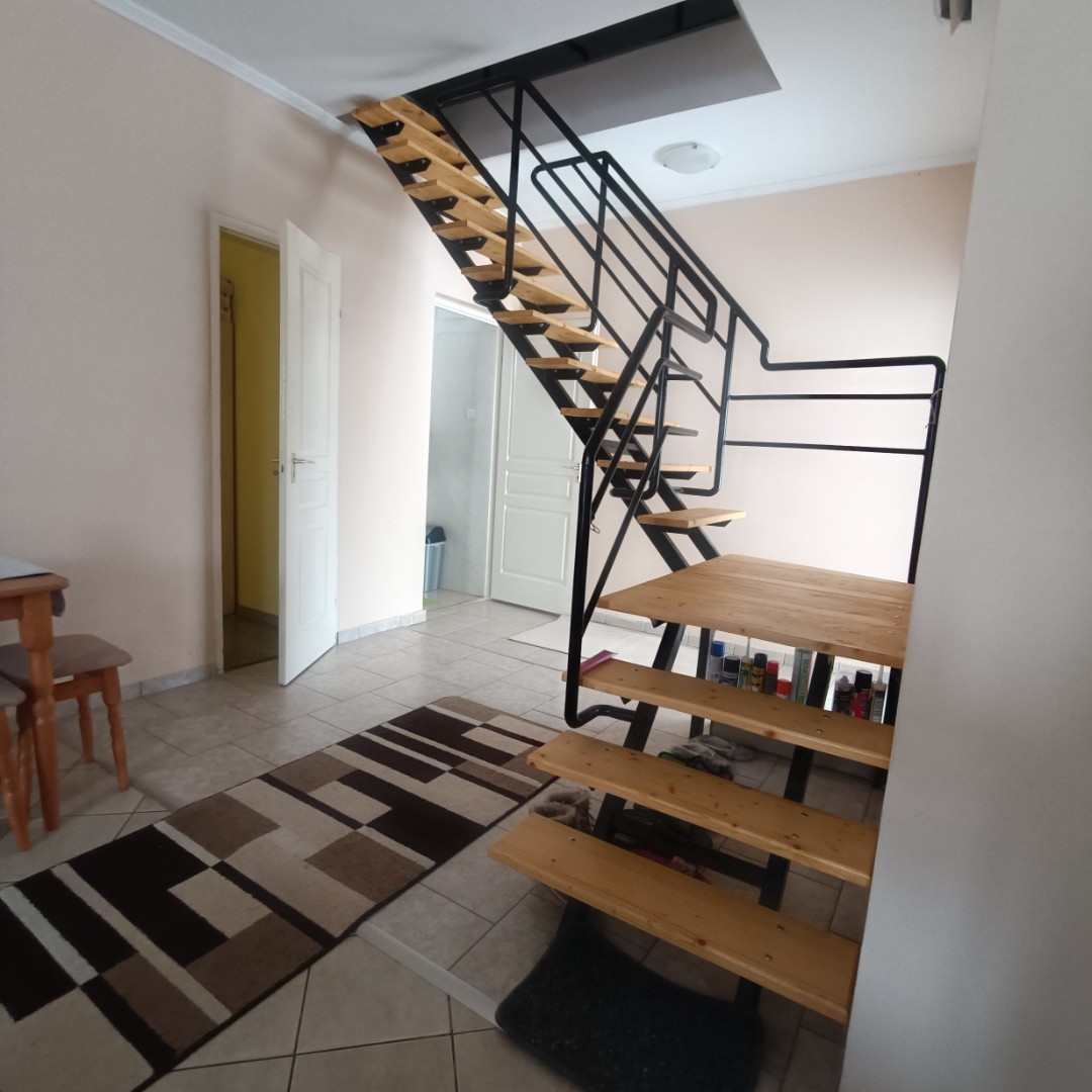 Eladó családi ház Tiszacsegen - Kép 17