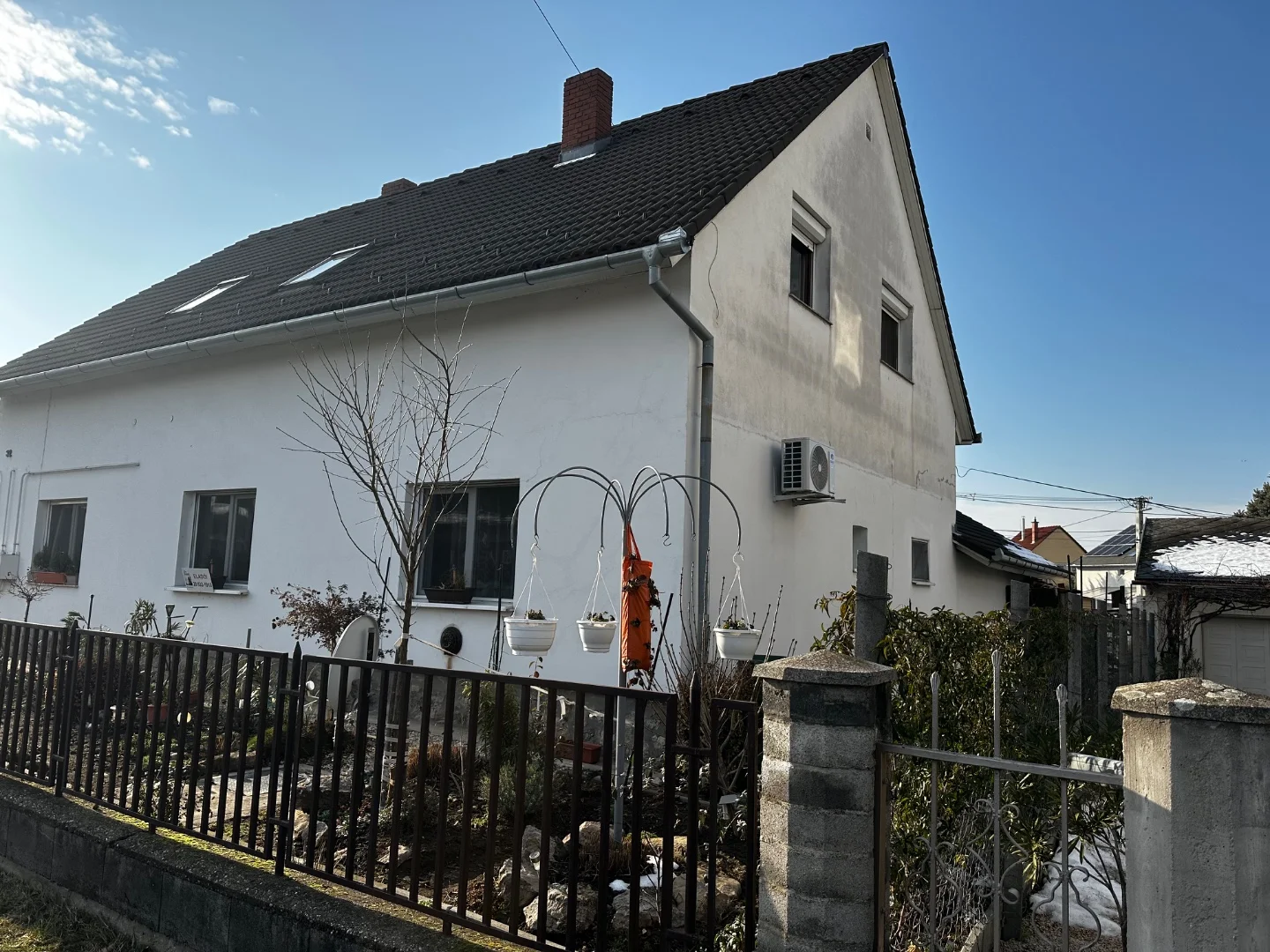 Eladó tégla lakás Pécsen - Kép 2