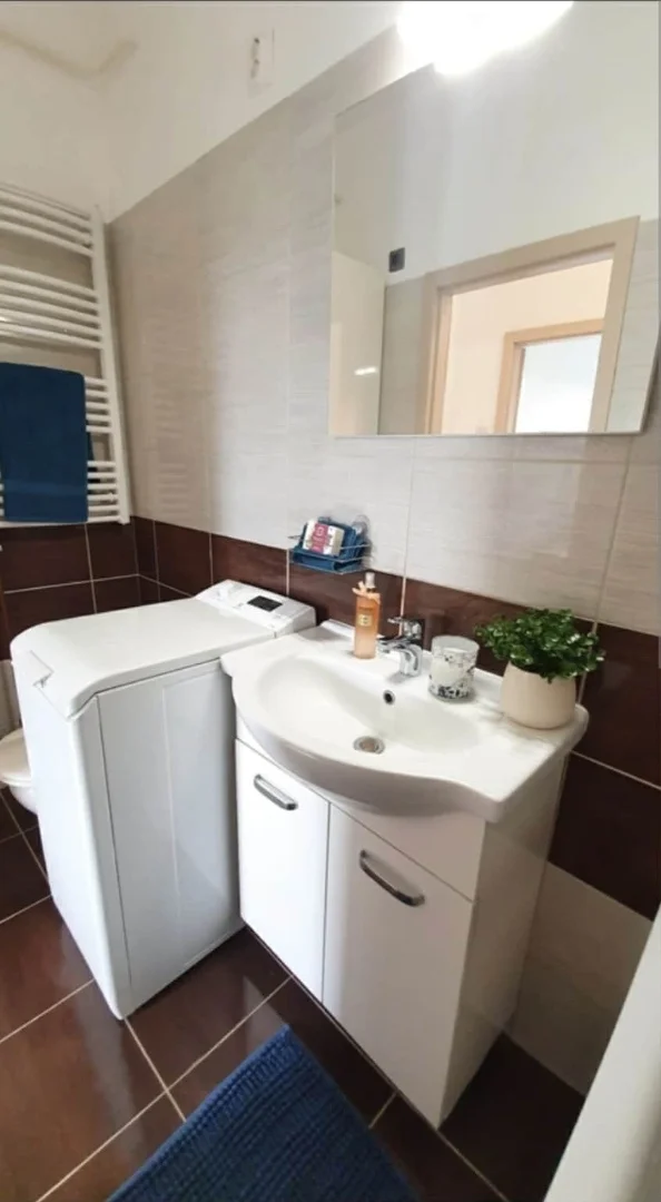 Eladó panel lakás Tatabányán - Kép 6