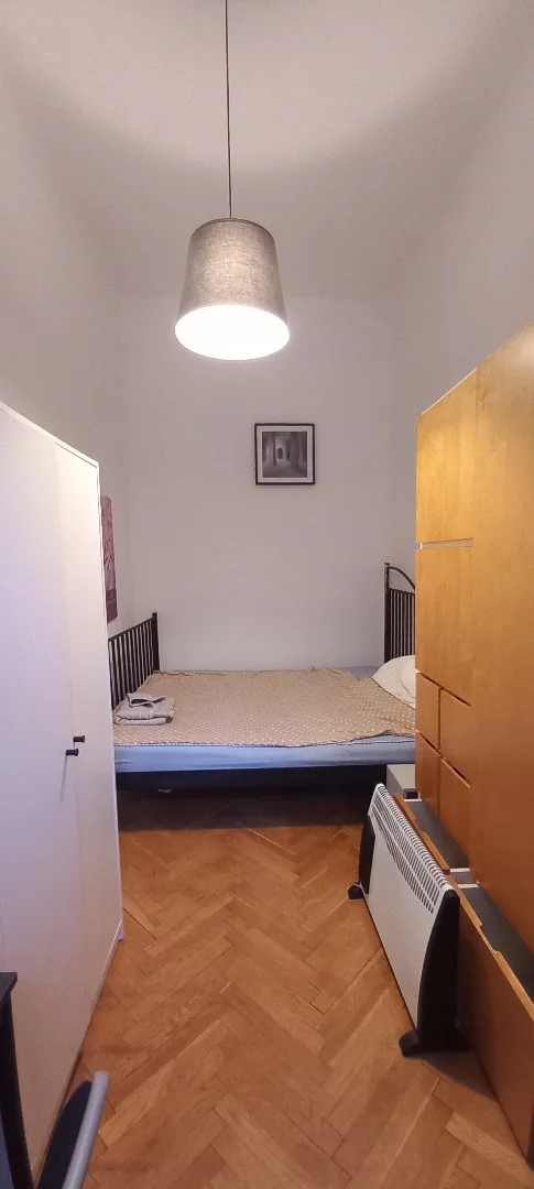 Eladó tégla lakás Budapest 05. ker.en - Kép 3