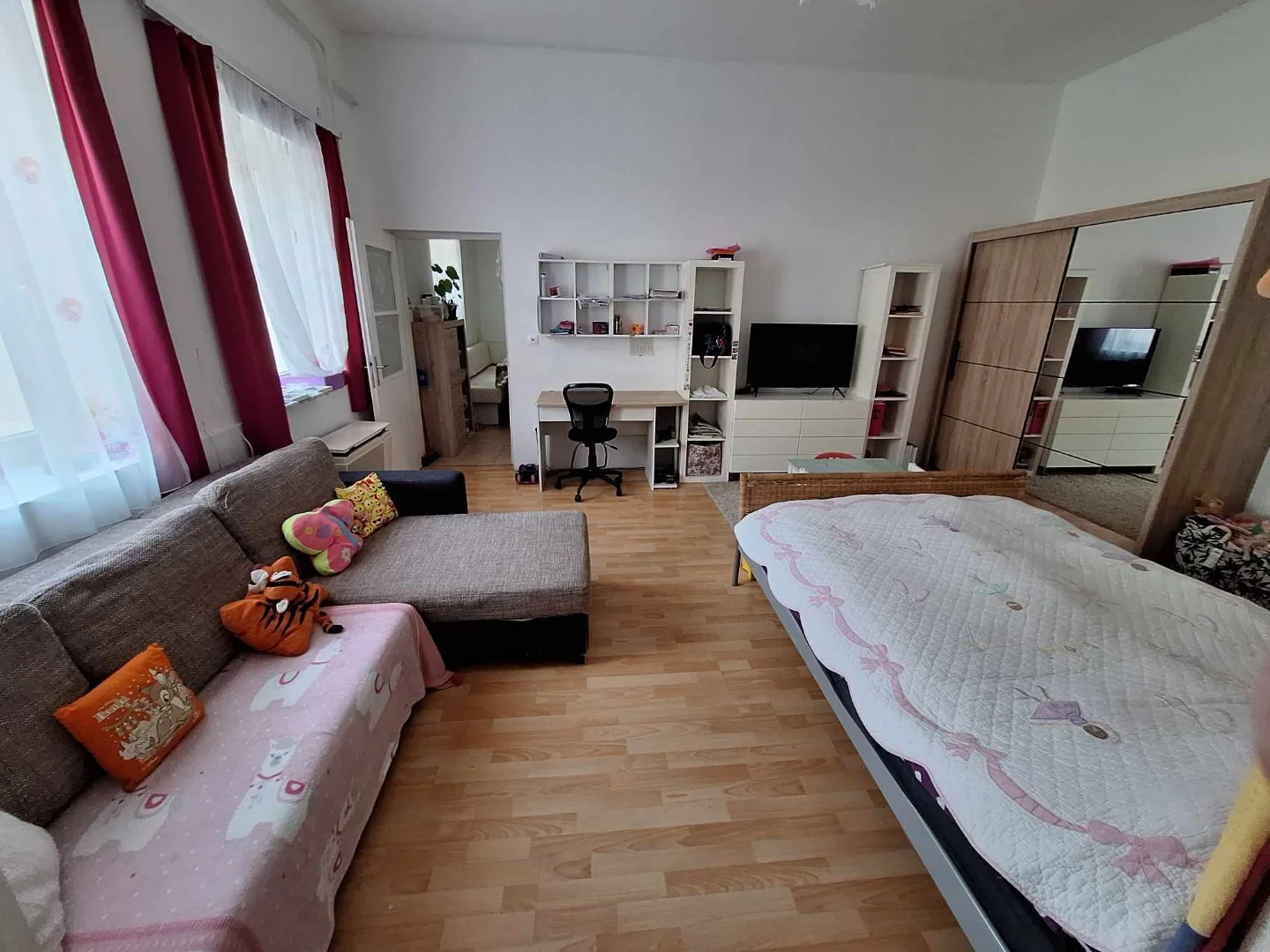 Eladó családi ház Sarródon - Kép 11