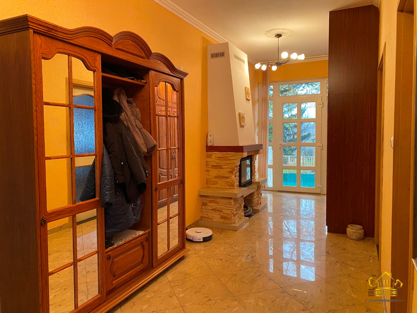 Eladó családi ház Szigetszentmiklóson - Kép 11