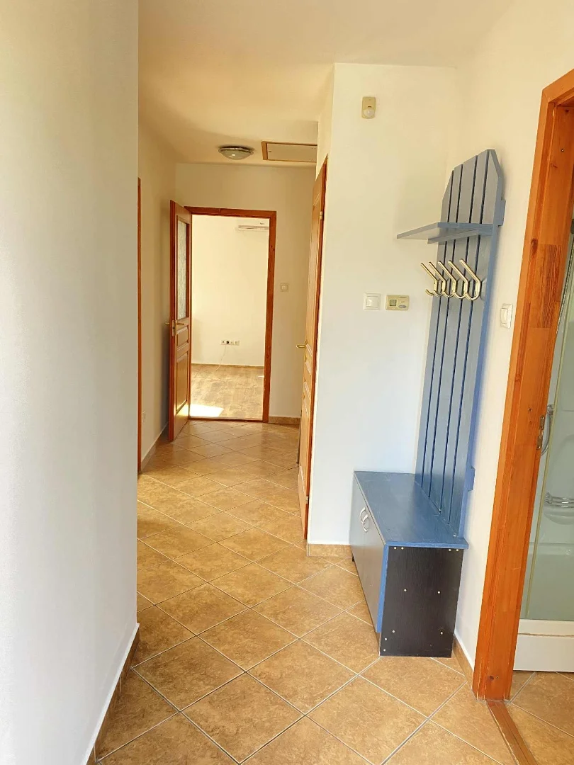 Kiadó tégla lakás Budapest 15. ker.en - Kép 7