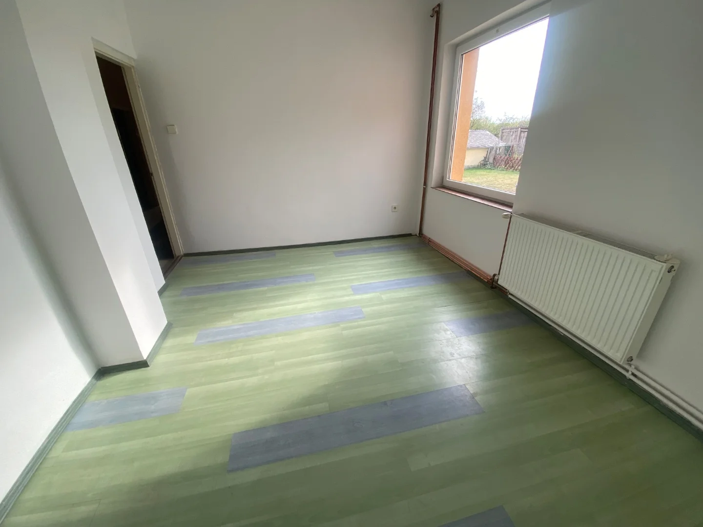 Eladó családi ház Székesfehérváron - Kép 10