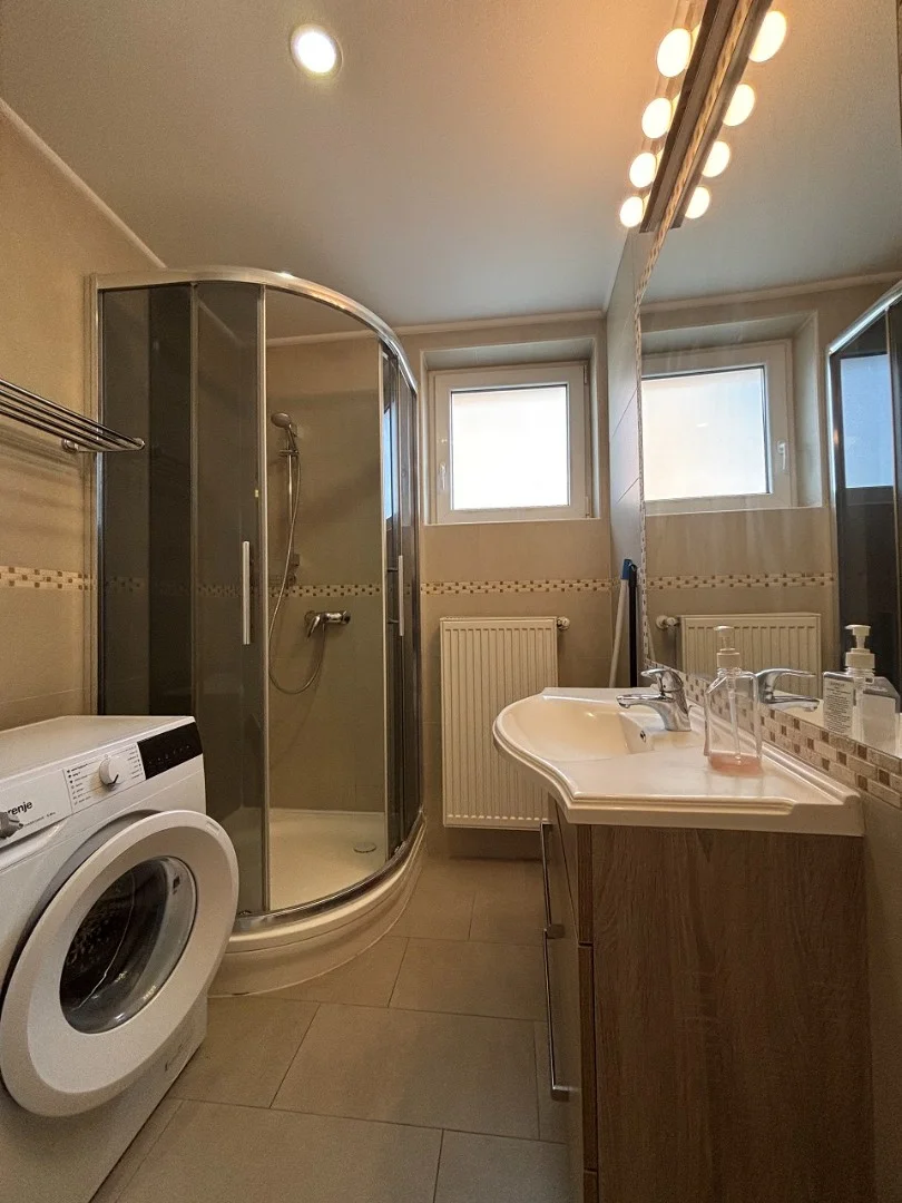 Kiadó tégla lakás Pécsen - Kép 11