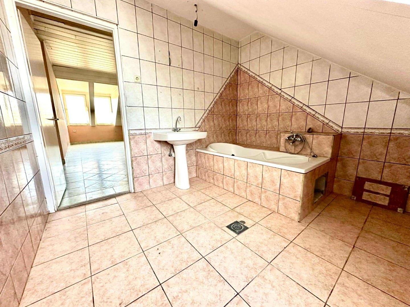 Eladó családi ház Horton - Kép 18