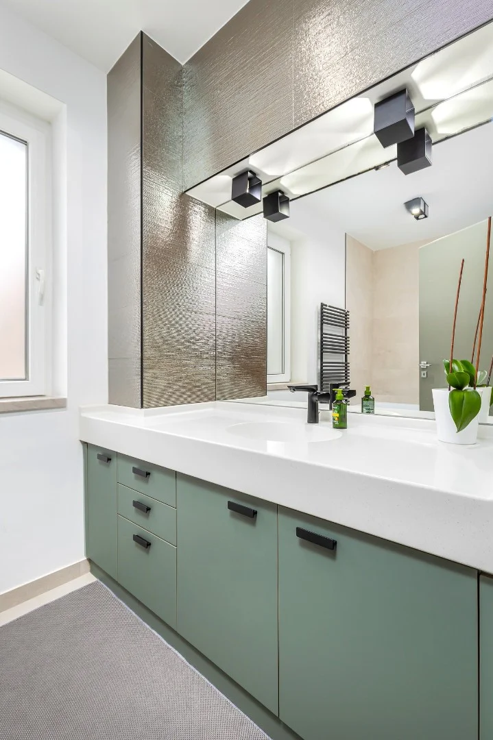 Eladó családi ház Budapest 03. ker.en - Kép 10