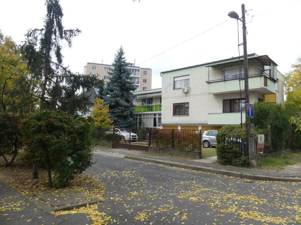 Eladó tégla lakás Debrecenben - Kép 16