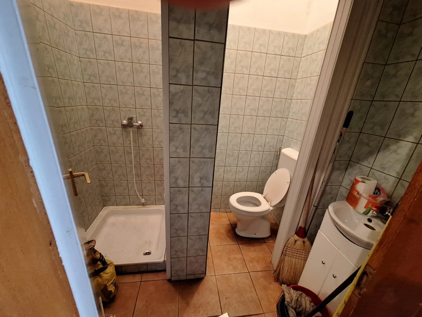 Kiadó üzlet iroda / üzlet / kereskedelmi / szolgáltató Budapest 10. ker.en - Kép 3