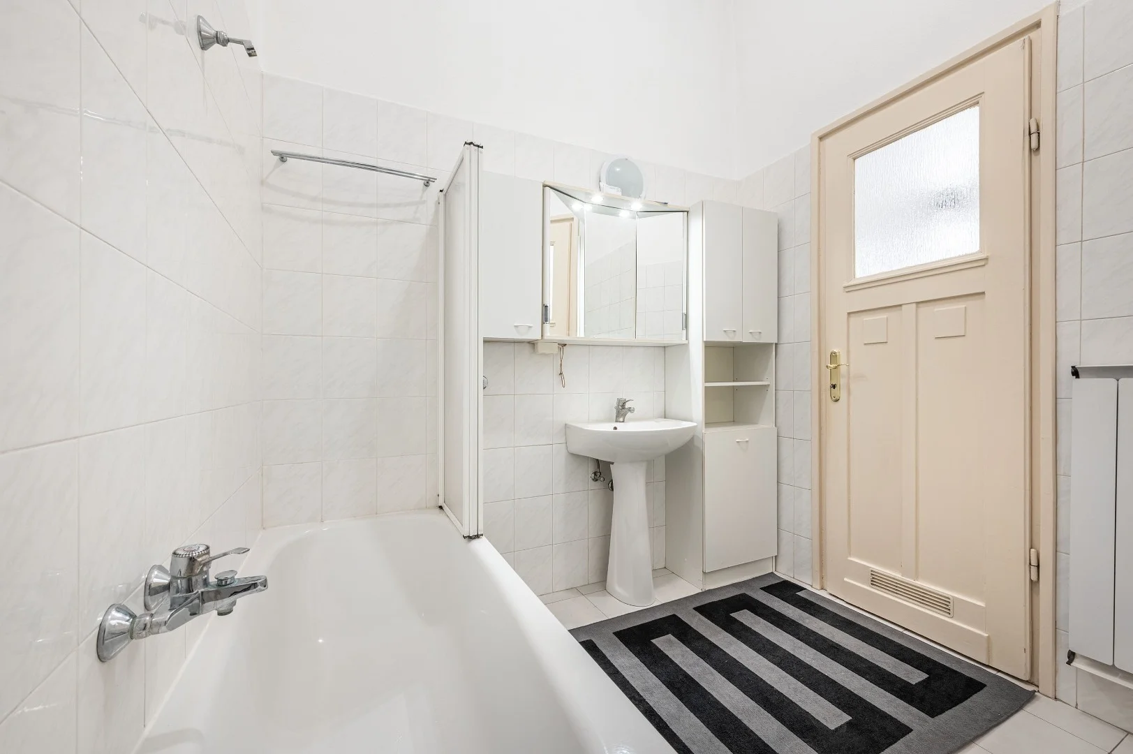 Eladó tégla lakás Budapest 05. ker.en - Kép 5