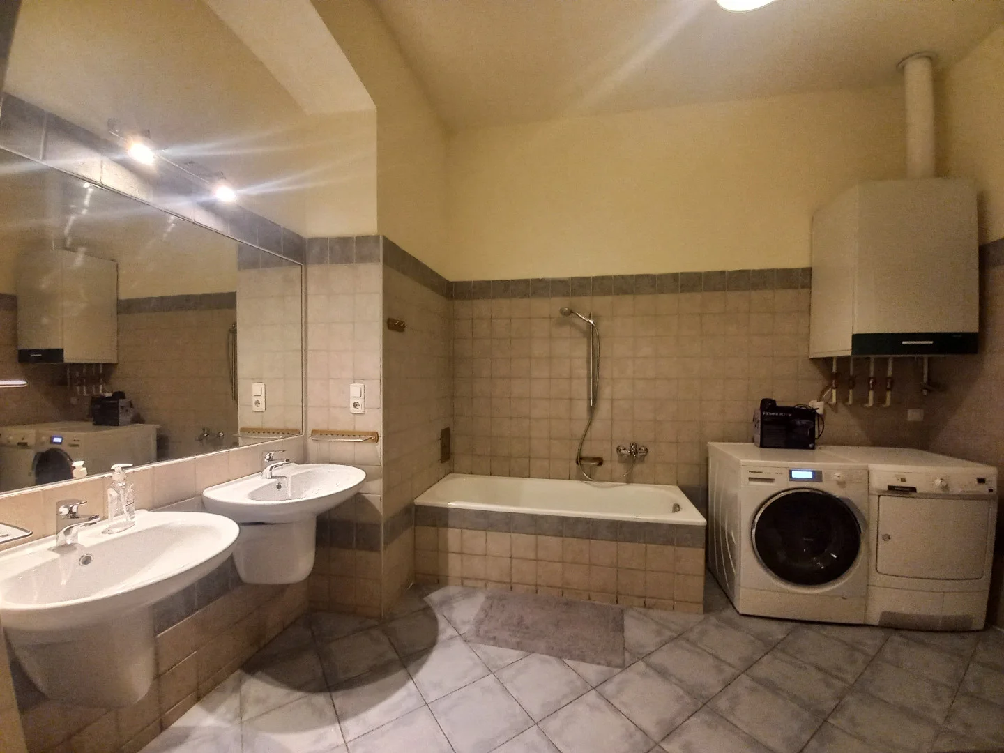 Eladó tégla lakás Budapest 06. ker.en - Kép 7