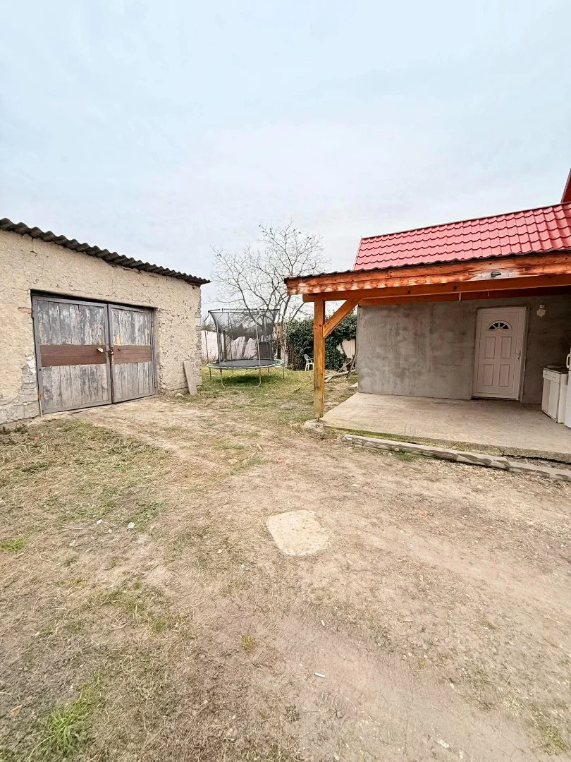 Eladó családi ház Sajószentpéteren - Kép 16