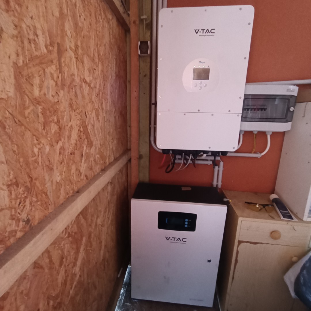 Eladó családi ház Tiszacsegen - Kép 4