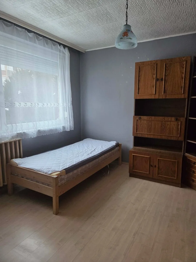 Eladó panel lakás Oroszlányon - Kép 7
