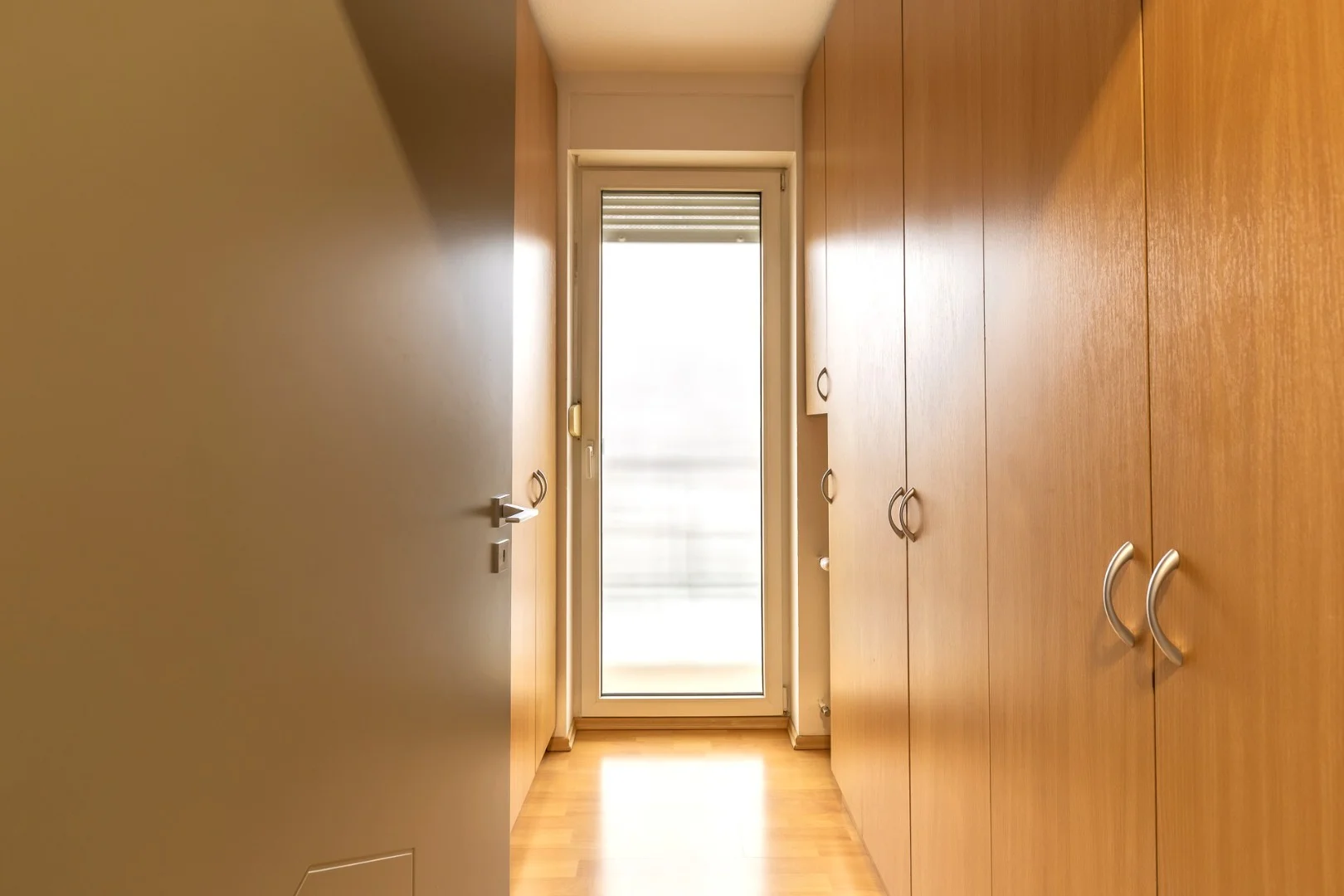 Eladó családi ház Budapest 03. ker.en - Kép 12