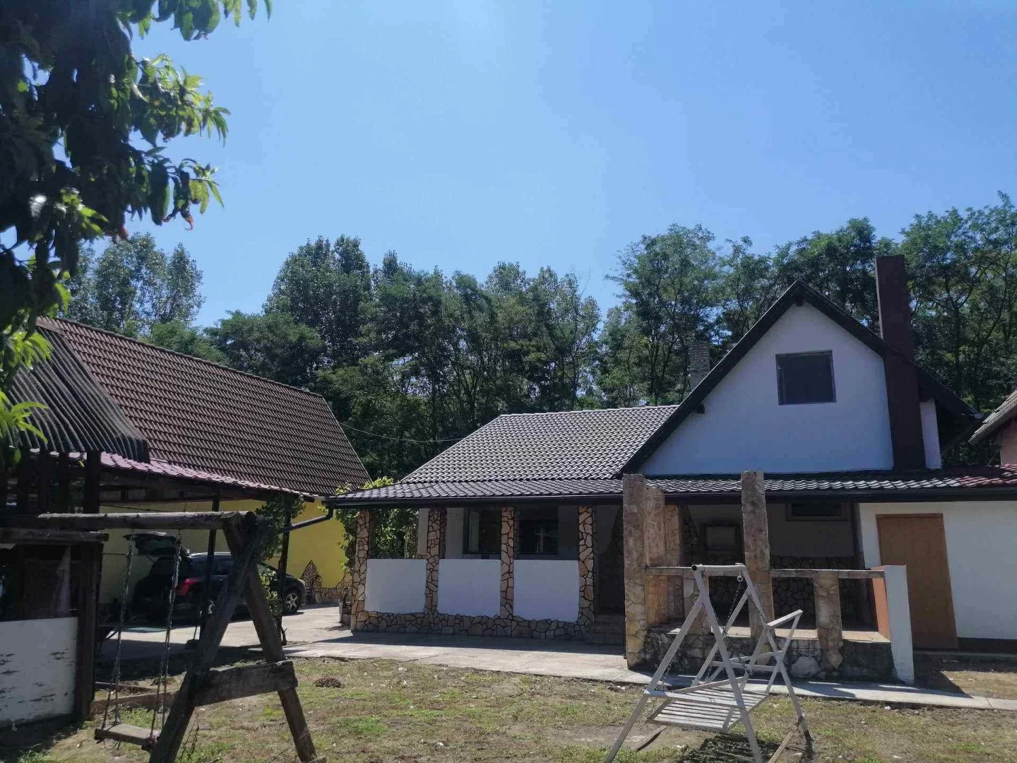 Eladó családi ház Dánszentmiklóson - Kép 4
