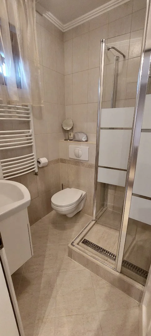 Eladó ikerház Debrecenben - Kép 10