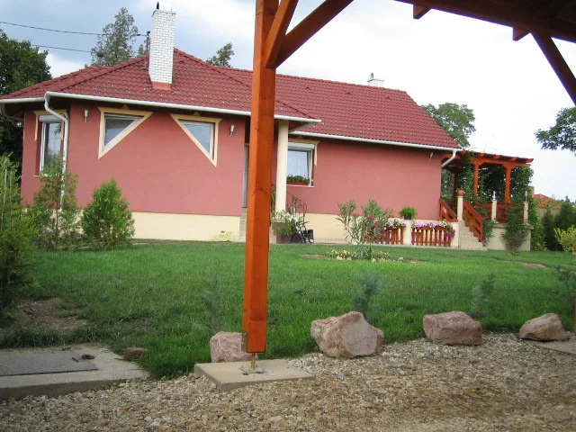 Eladó családi ház Hegyeshalomon - Kép 16